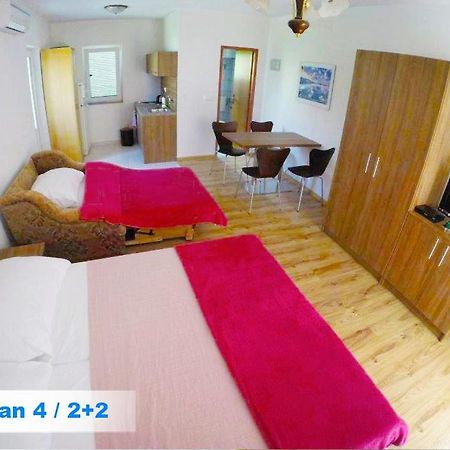 Villa Kristínka Vodice Exterior foto